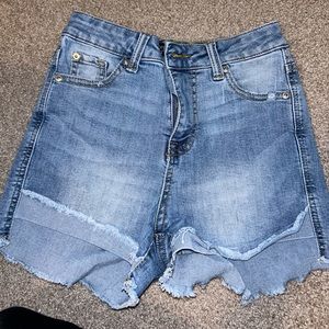 Women’s jean shorts!